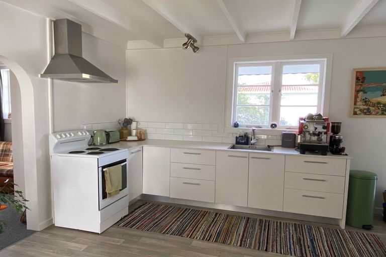 Photo of property in 1/46 View Road, Henderson, Auckland, 0612