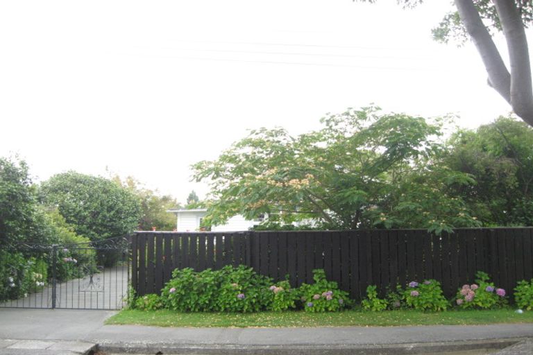 Photo of property in 4 Scotston Avenue, St Albans, Christchurch, 8052