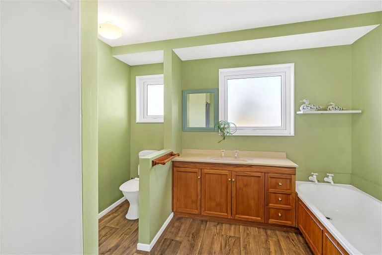 Photo of property in 1016 Weedons Ross Road, West Melton, Christchurch, 7671