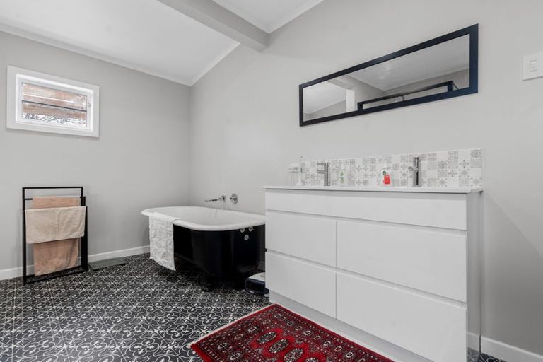 Photo of property in 12 Sussex Street, Masterton, 5810