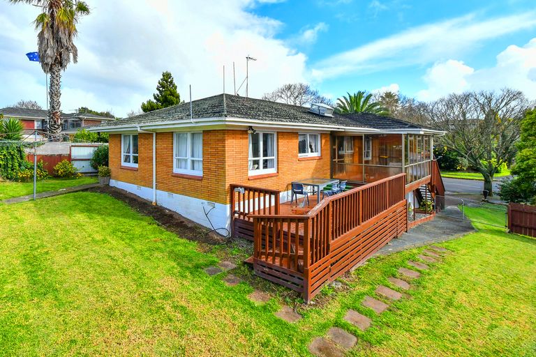 Photo of property in 78 Ray Small Drive, Pahurehure, Papakura, 2113