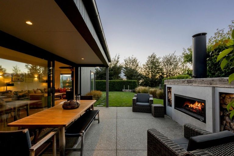 Photo of property in 54 Falconer Rise, Jacks Point, Queenstown, 9371