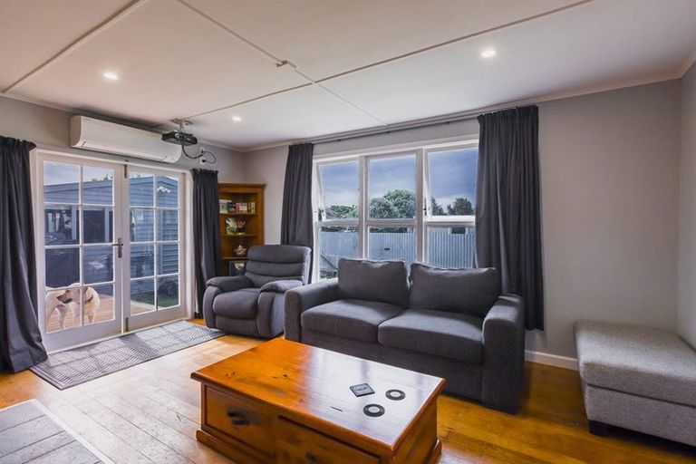 Photo of property in 12 Seddon Crescent, Marewa, Napier, 4110