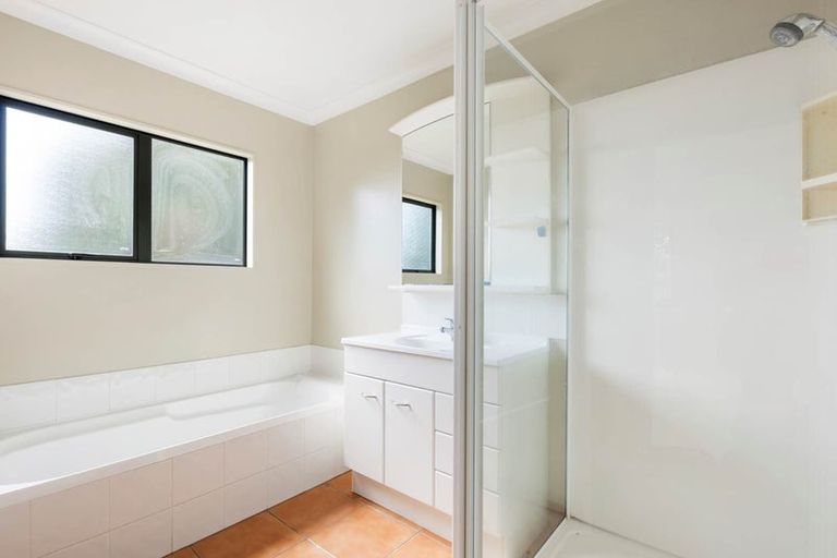 Photo of property in 8a Stembridge Avenue, Pukekohe, 2120