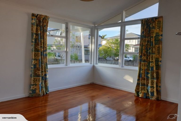 Photo of property in 2/14a Puriri Street, Takapuna, Auckland, 0622