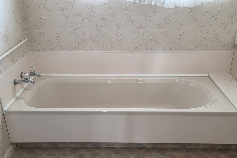 Photo of property in 1/47 South Road, Blagdon, New Plymouth, 4310