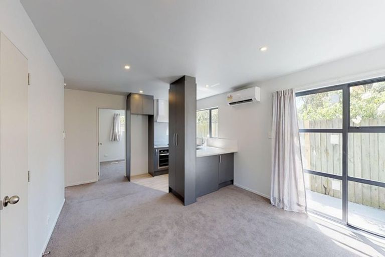 Photo of property in 37 Wainui Street, Riccarton, Christchurch, 8041