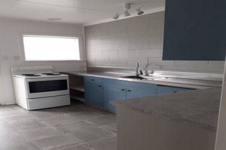 Photo of property in 5/6 Russell Street, Feilding, 4702