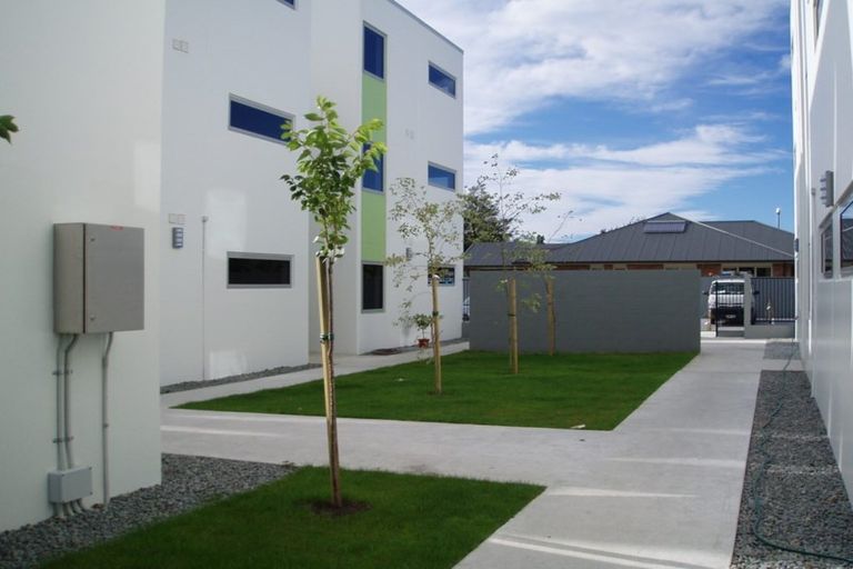 Photo of property in 193 Riccarton Road, Riccarton, Christchurch, 8041