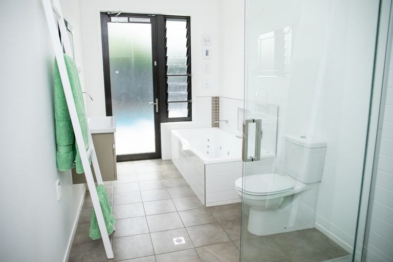 Photo of property in 84a Naples Street, Martinborough, 5711