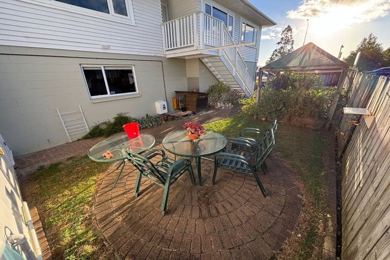 Photo of property in 105 Lincoln Road, Henderson, Auckland, 0610