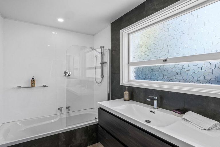 Photo of property in 2/19 De Bloge Place, Burwood, Christchurch, 8061