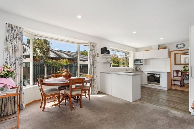 Photo of property in 2/26 Studholme Street, Somerfield, Christchurch, 8024