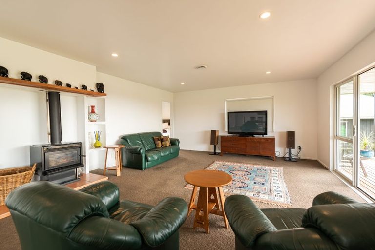 Photo of property in 25 Cottle Hill Drive, Kerikeri, 0293