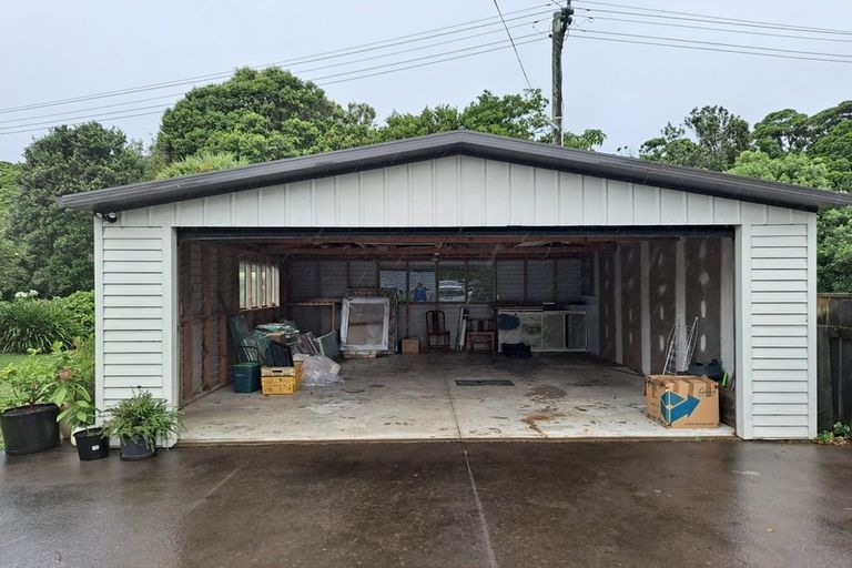 Photo of property in 35 Somerset Street, Brooklands, New Plymouth, 4310