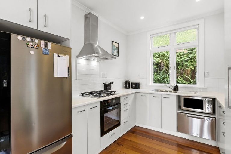 Photo of property in 117 Duncan Terrace, Kilbirnie, Wellington, 6022