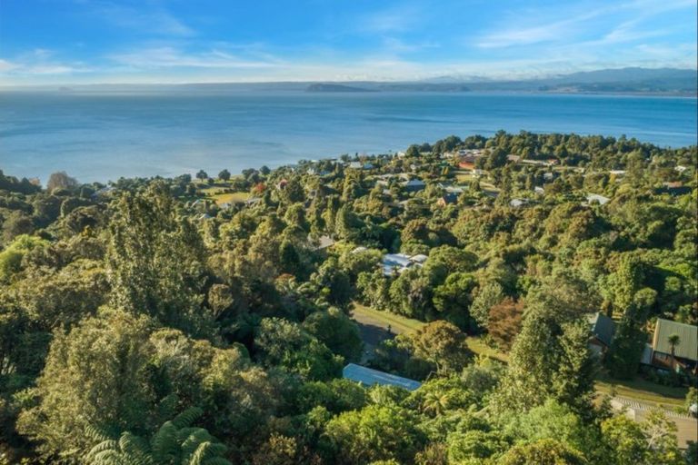 Photo of property in 68 Hauraki Terrace, Pukawa Bay, Turangi, 3381