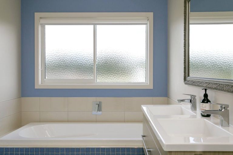 Photo of property in 2/500 Kinloch Road, Kinloch, Taupo, 3377