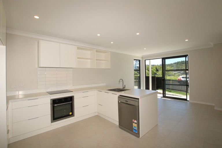 Photo of property in 23b O'meara Street, Swanson, Auckland, 0614