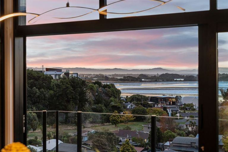 Photo of property in 29 Soleares Avenue, Mount Pleasant, Christchurch, 8081