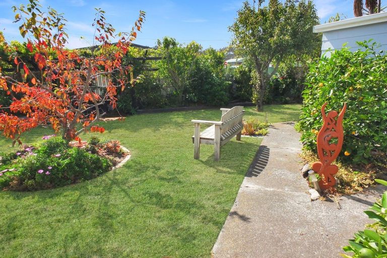 Photo of property in 8b Te Awa Street, Foxton Beach, Foxton, 4815