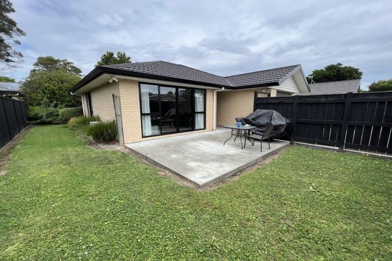 Photo of property in 47 Weston Avenue, Roslyn, Palmerston North, 4414