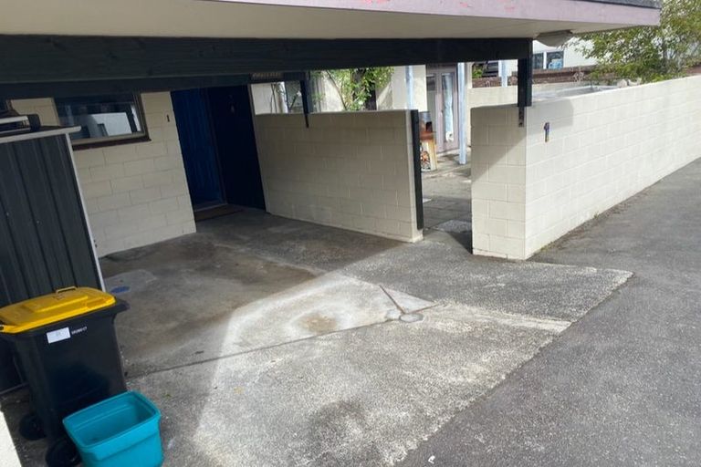 Photo of property in 1/65 Old Karori Road, Karori, Wellington, 6012