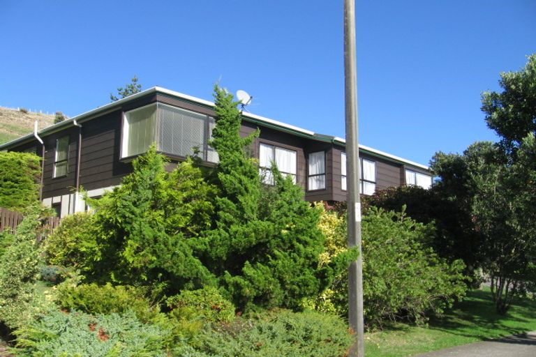 Photo of property in 71 Woodman Drive, Tawa, Wellington, 5028