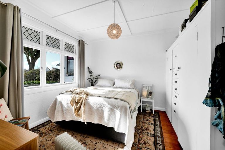 Photo of property in 19 Gaine Street, New Plymouth, 4310