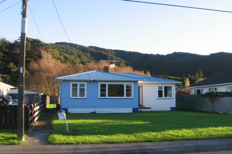 Photo of property in 11 Totara Street, Wainuiomata, Lower Hutt, 5014