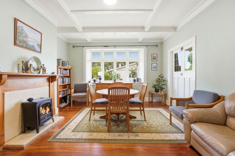 Photo of property in 17 Sarjeant Street, Gonville, Whanganui, 4500