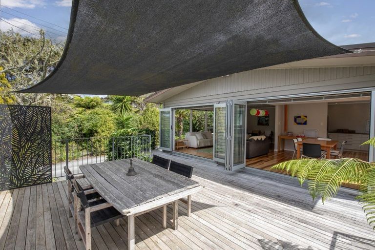 Photo of property in 100b Greenslade Road, Raglan, 3295