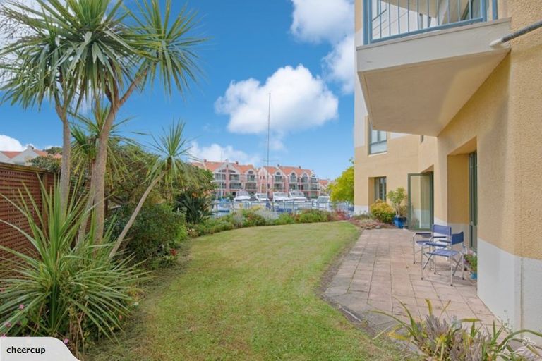 Photo of property in 41 Waterside Crescent, Gulf Harbour, Whangaparaoa, 0930