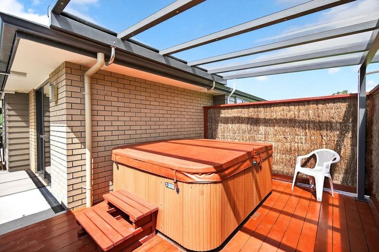 Photo of property in 3 Redwood Lane, Martinborough, 5711