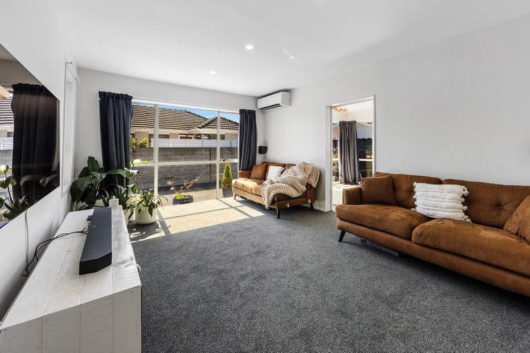 Photo of property in 83 Breezes Road, Avondale, Christchurch, 8061