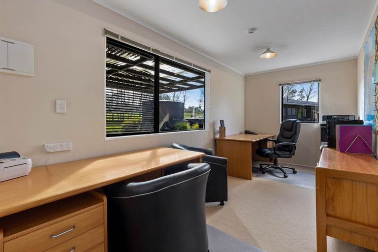 Photo of property in 10 Lascelles Drive, Dairy Flat, Albany, 0794