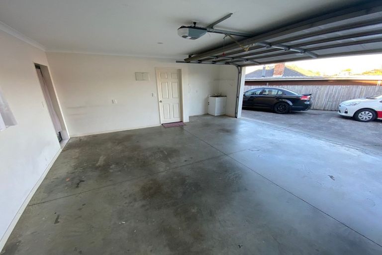 Photo of property in 44a Larne Avenue, Pakuranga Heights, Auckland, 2010
