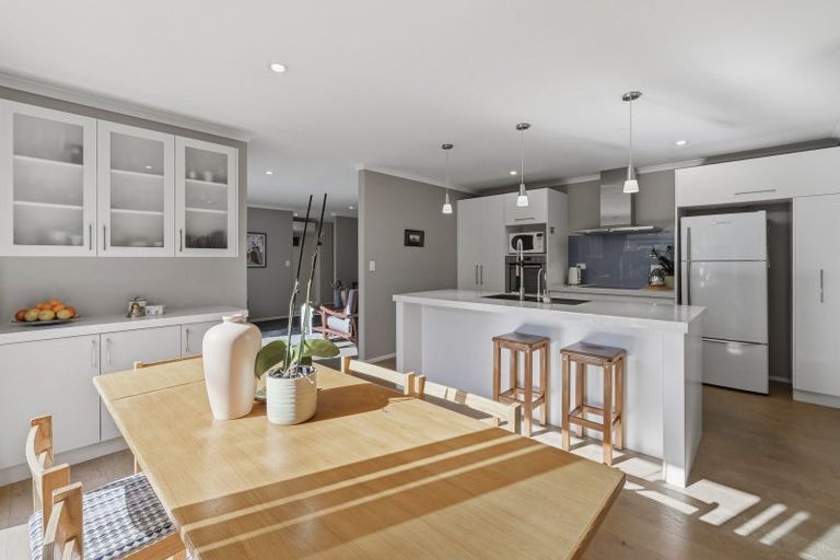 Photo of property in 15 Hansard Place, Bethlehem, Tauranga, 3110