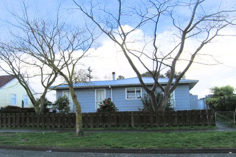 Photo of property in 8b Palgrave Avenue, Flaxmere, Hastings, 4120