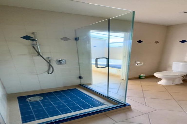 Photo of property in 29 Glenelg Road, Red Beach, 0932