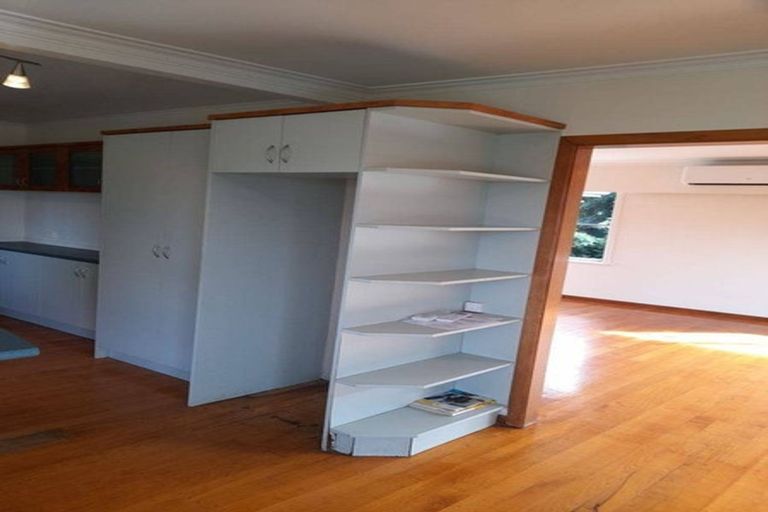 Photo of property in 2 Victoria Avenue, Waiuku, 2123