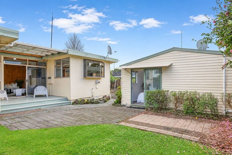 Photo of property in 22 Mitcham Avenue, Forest Lake, Hamilton, 3200