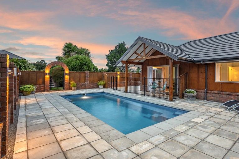 Photo of property in 8 Leith Drive, Loburn, Rangiora, 7472