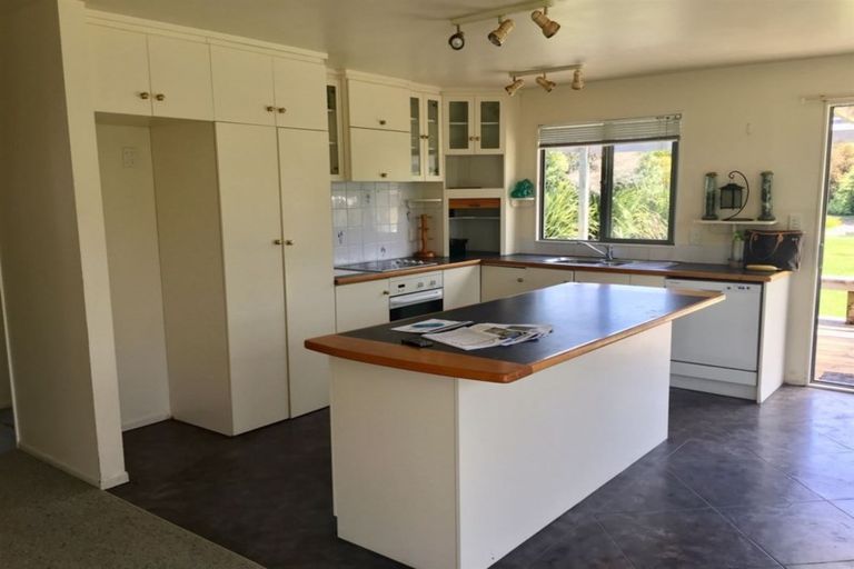 Photo of property in 31 Jack Boyd Drive, Mangawhai Heads, Kaiwaka, 0573