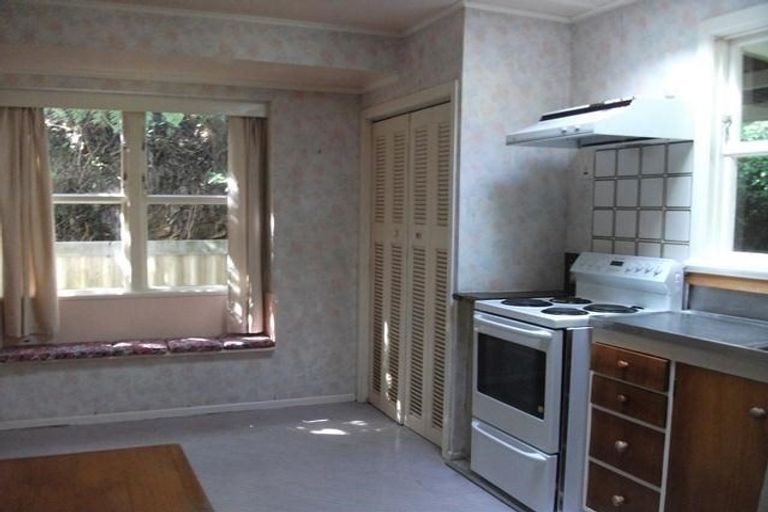 Photo of property in 31 Montreal Grove, Kingston, Wellington, 6021