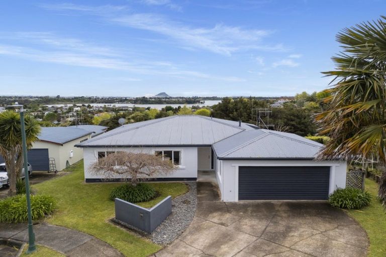 Photo of property in 22 Vanderbilt Place, Welcome Bay, Tauranga, 3112