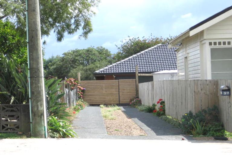 Photo of property in 91a Titirangi Road, New Lynn, Auckland, 0600