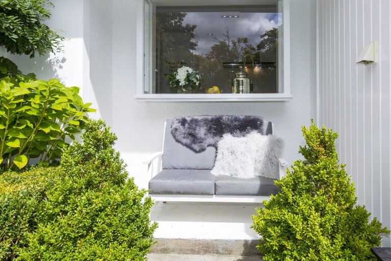 Photo of property in 385 Fergusson Drive, Heretaunga, Upper Hutt, 5018