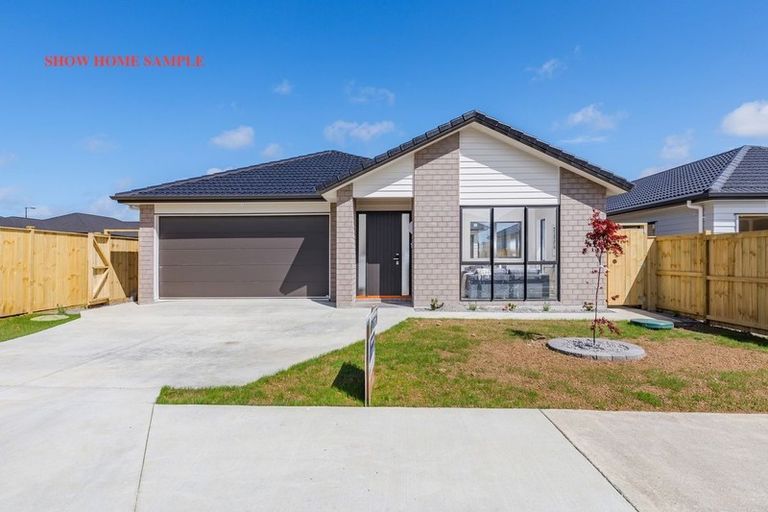 Photo of property in 13 Konoba Avenue, Kumeu, 0810
