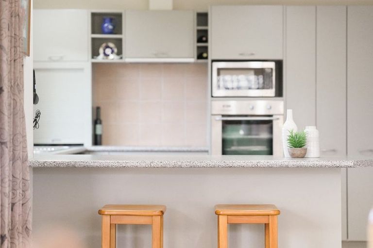 Photo of property in 80 Guildford Drive, Paraparaumu, 5032